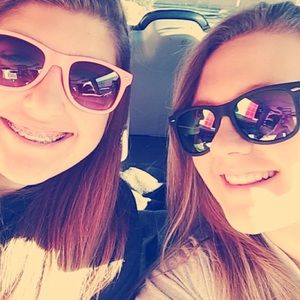 Meet your Posher, Alycia